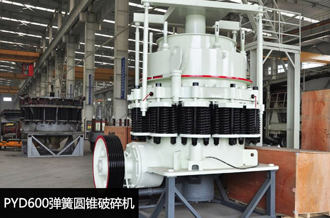 600���^�͏��ɈA�F