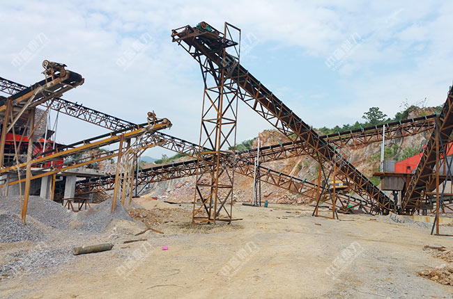 江西客戶的日產(chǎn)1000方砂石生產(chǎn)線 江西客戶的日產(chǎn)1000方砂石生產(chǎn)線