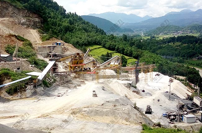 ���Ͽ͑�ɰʯ�������a(ch��n)���F(xi��n)��(ch��ng)�DƬ