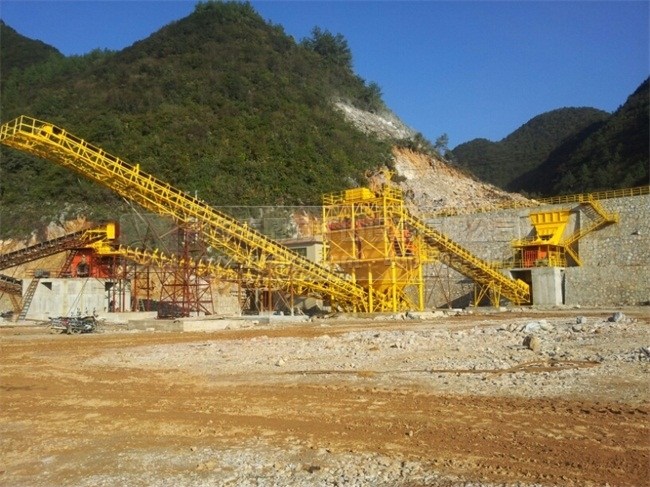鼎力石料生產(chǎn)線現(xiàn)場