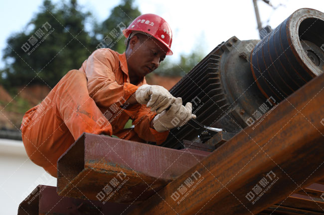 ��ʯ��ɰ�C(j��)��(r��n)��