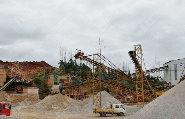 ����ʡ��Ϫ�н����h�׼�ɽʯ���r�a(ch��n)600�����a(ch��n)��