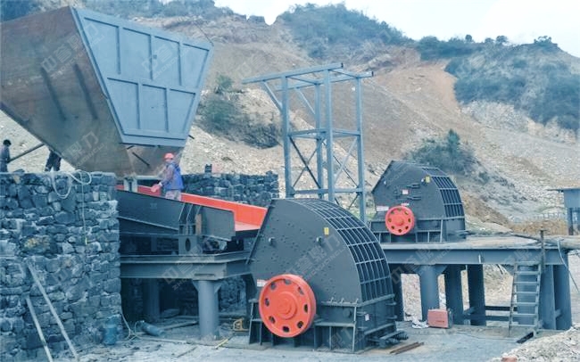 �½�ɰʯ�S�İ��b�F(xi��n)��(ch��ng)