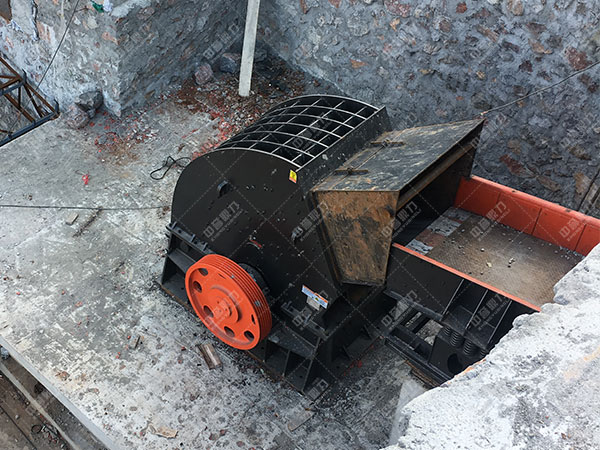 ���N����C