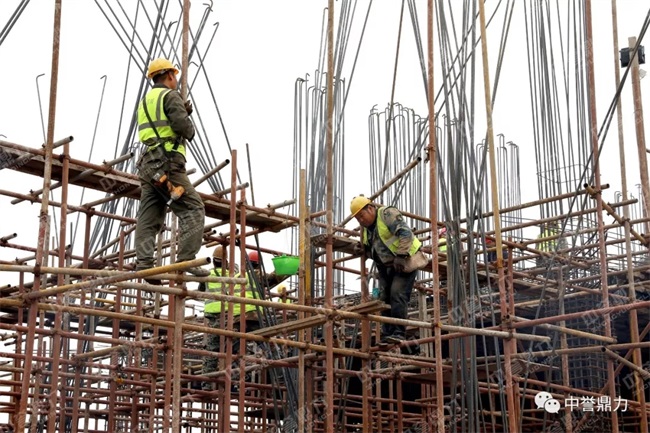 ʩ���F(xi��n)��(ch��ng)�DƬ