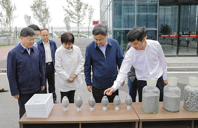 查看藍(lán)天環(huán)保材料公司砂石樣本