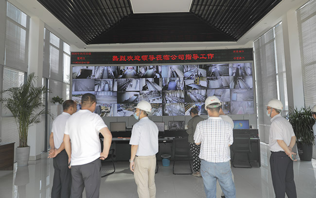 了解藍(lán)天環(huán)保智慧廠區(qū)生產(chǎn)線中控系統(tǒng)操作情況