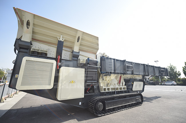 關(guān)于移動式破碎機都是黑科技的優(yōu)點分析 關(guān)于移動式破碎機都是黑科技的優(yōu)點分析